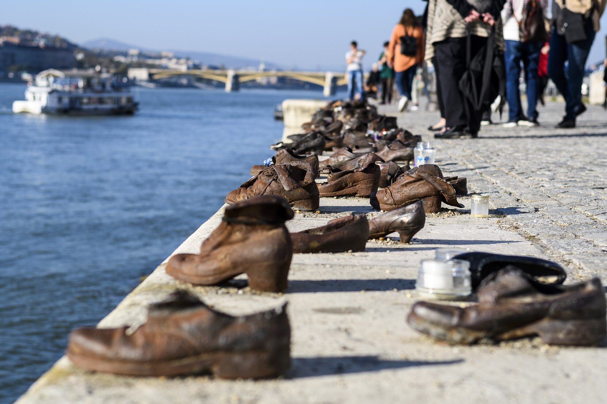 The reign of terror of the Arrow Cross Party – Shoes on the Danube Bank, Budapest
